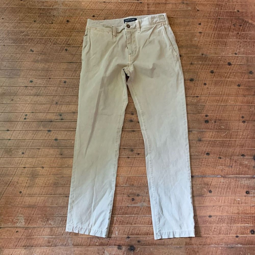 American Eagle tan 360 extreme flex slim 28x30 flat front slacks